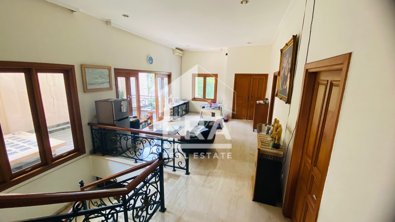 interior 5