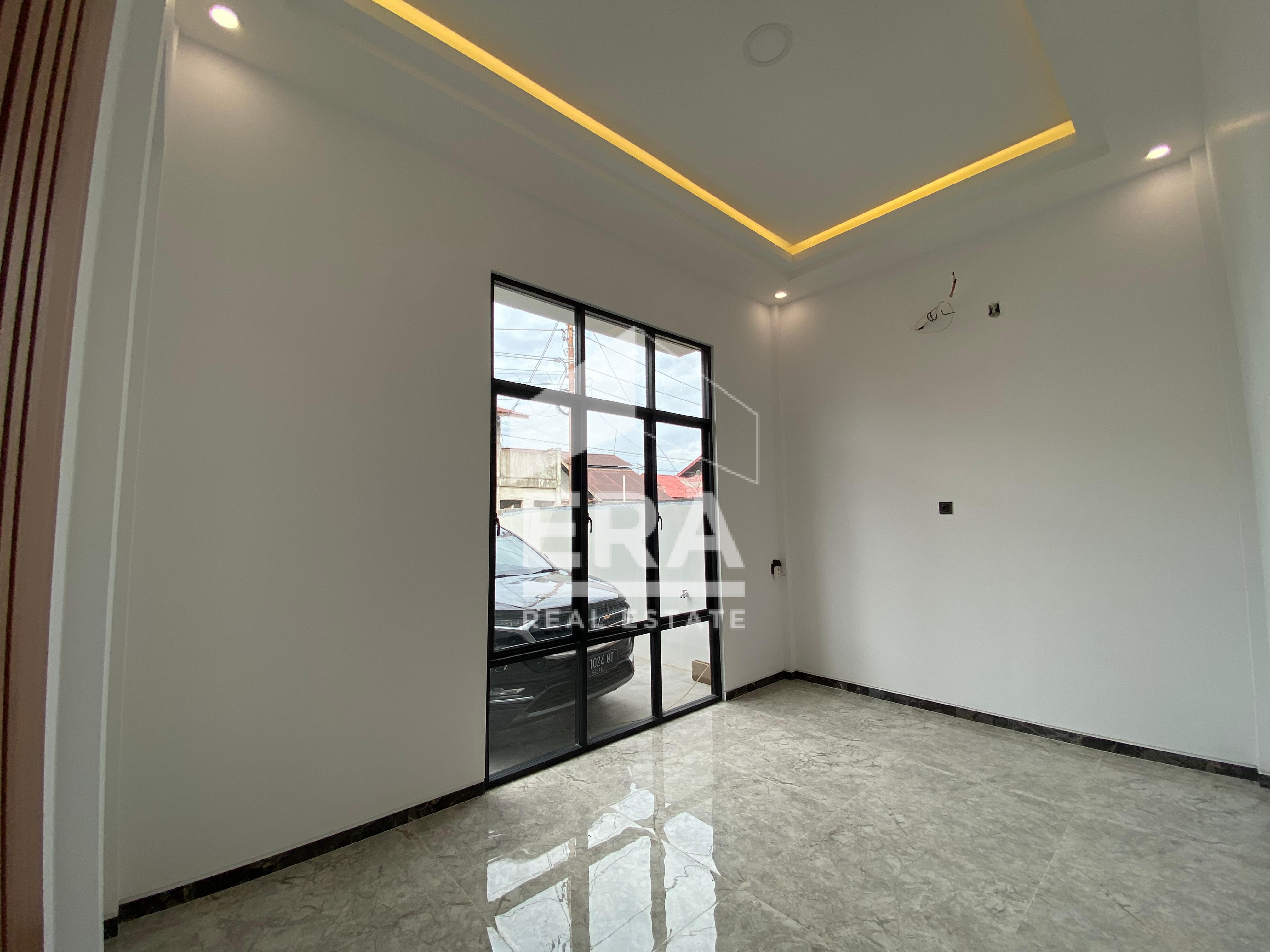 interior 6