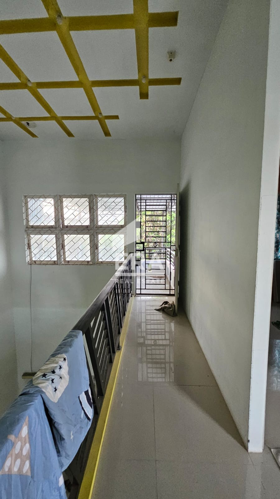 interior 13