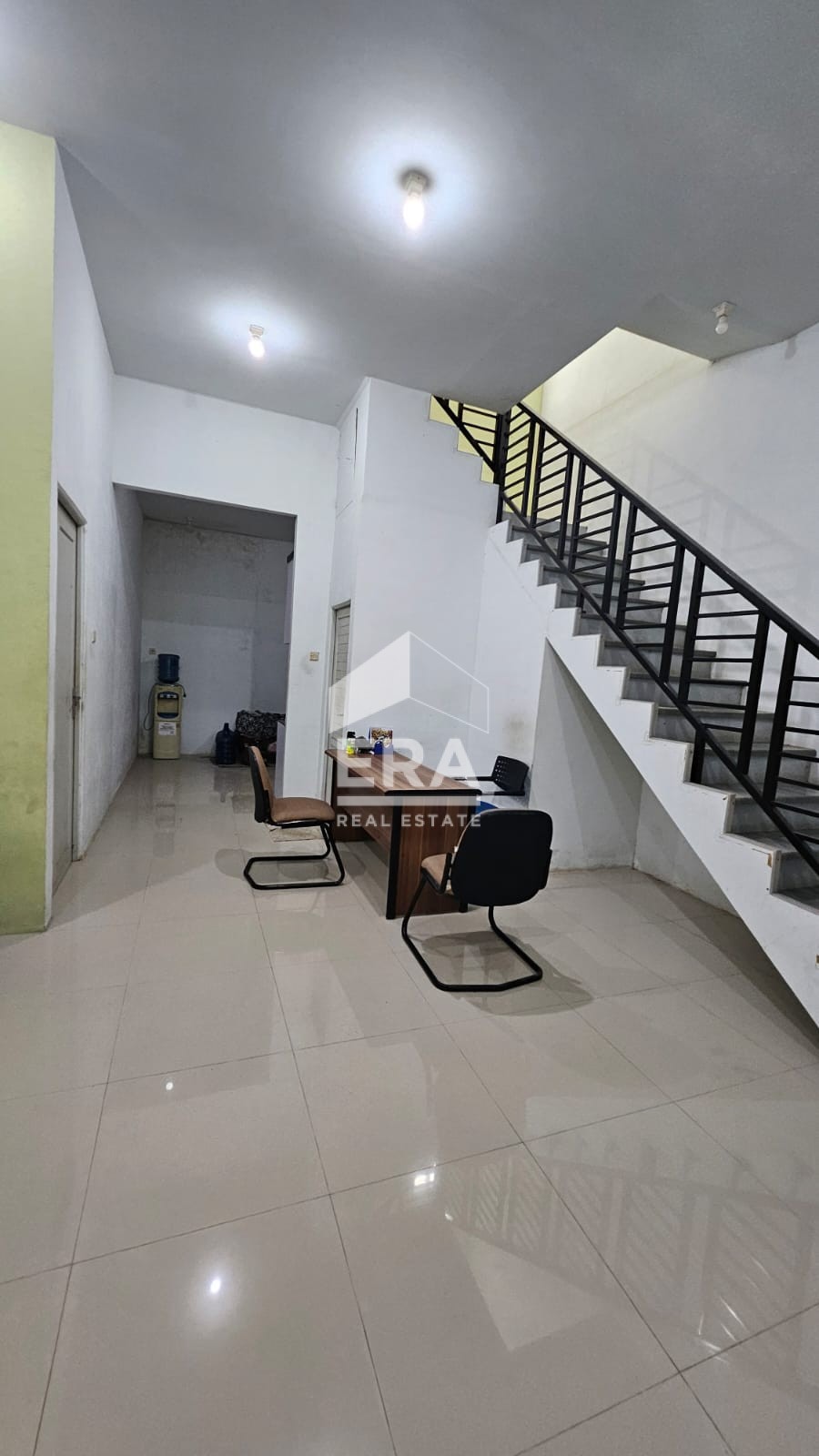 interior 10