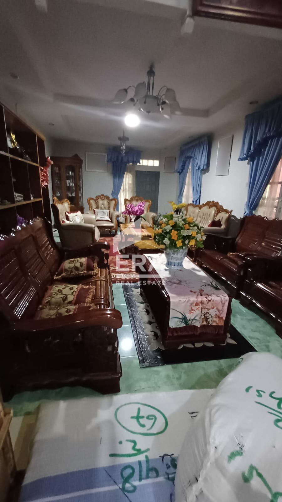 interior 11