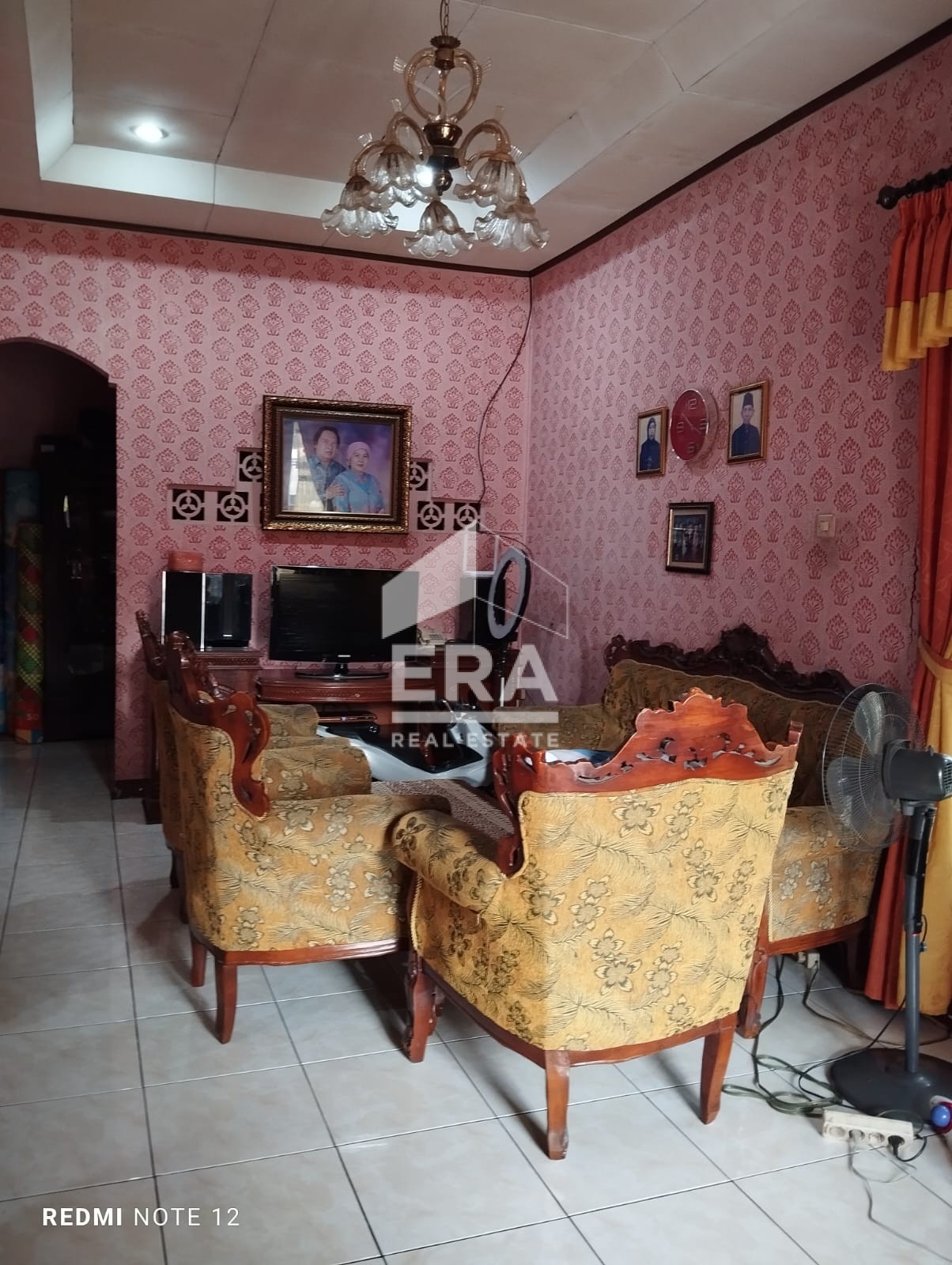 interior 8