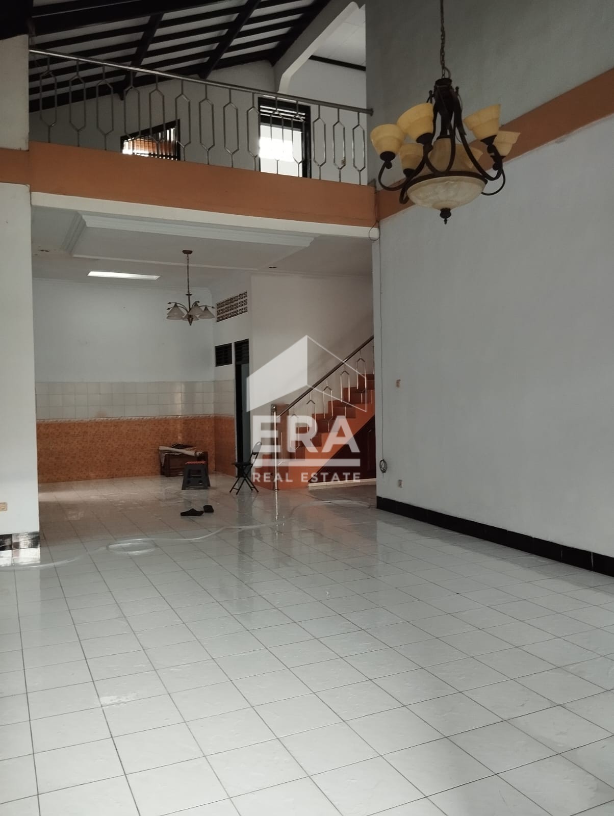 interior 6