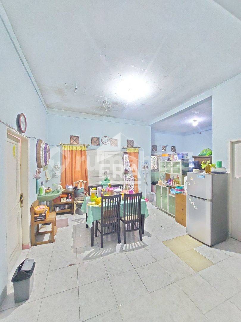interior 10