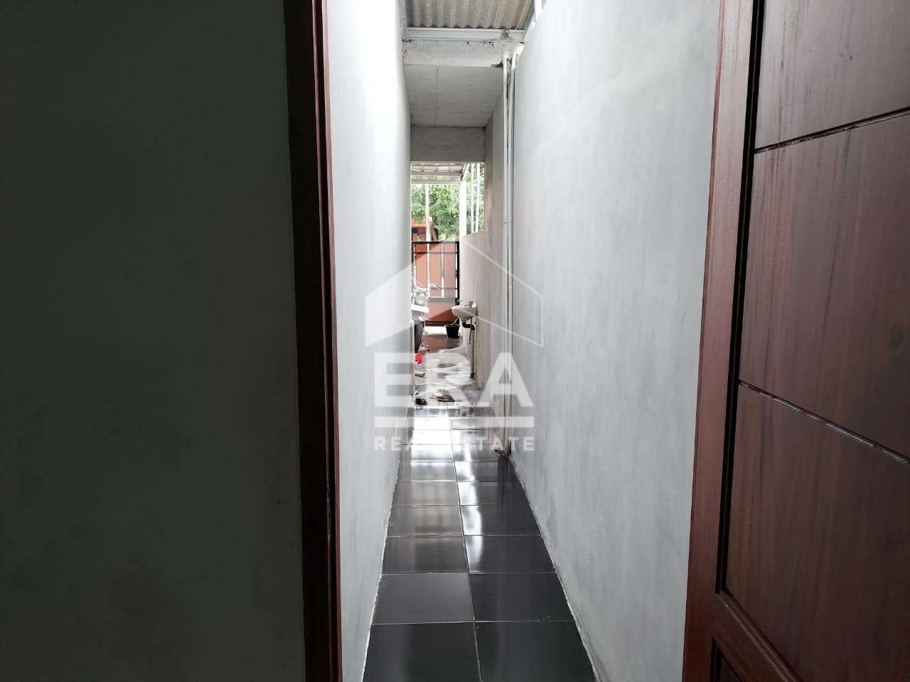 interior 13