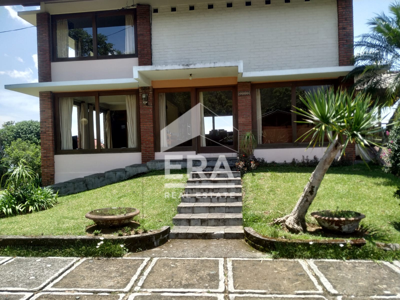 interior 3