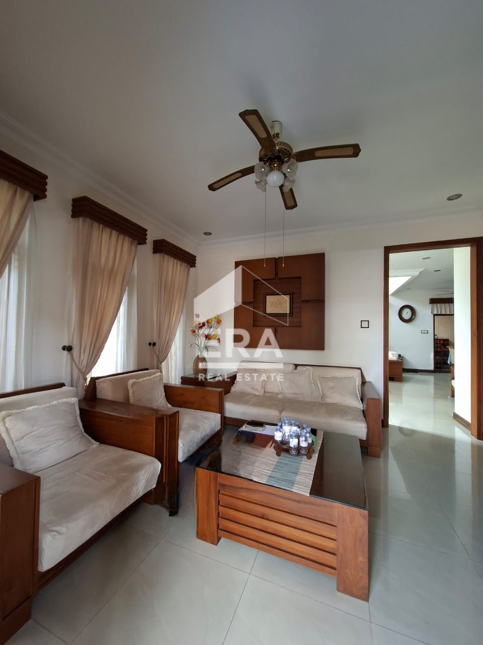 interior 3