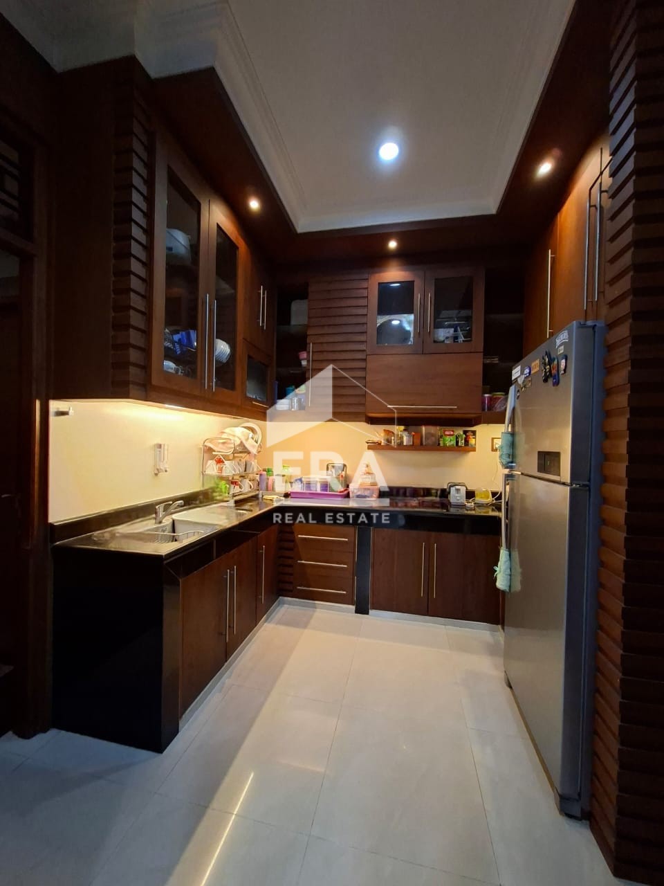 interior 11