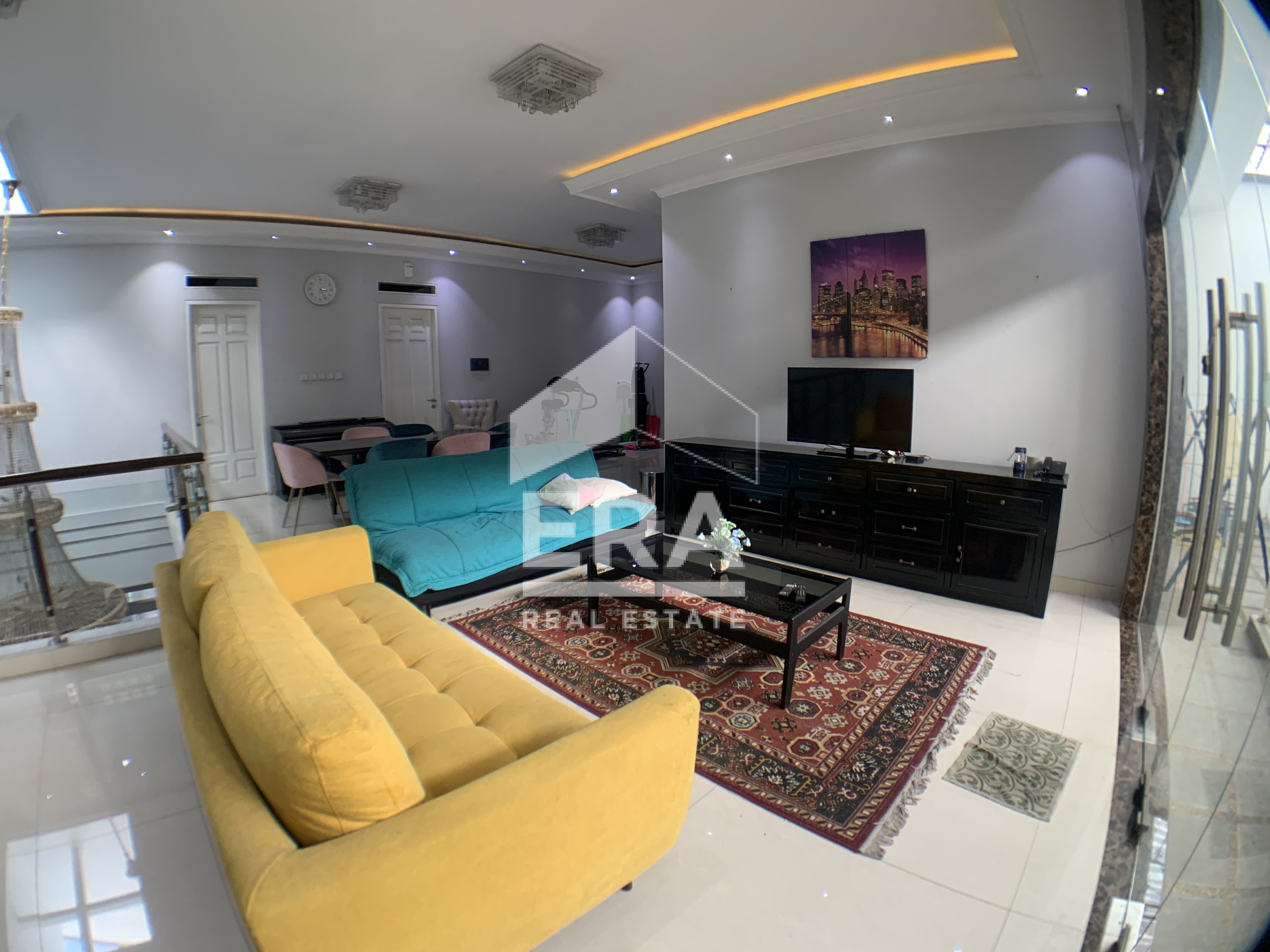 interior 11