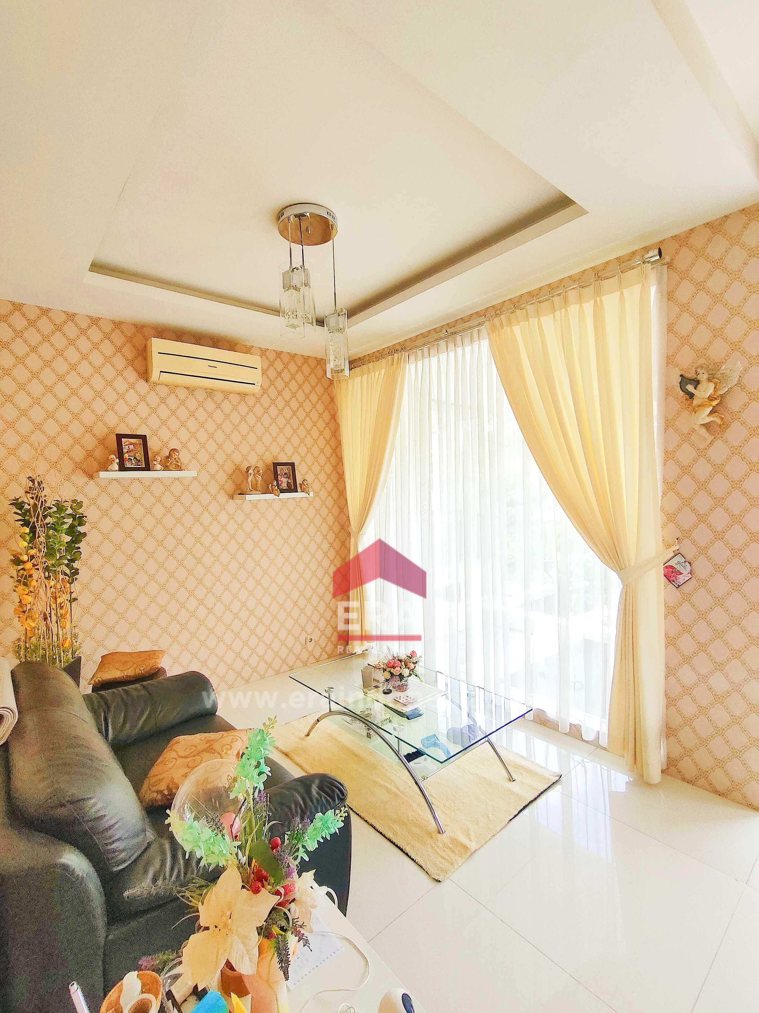 interior 6