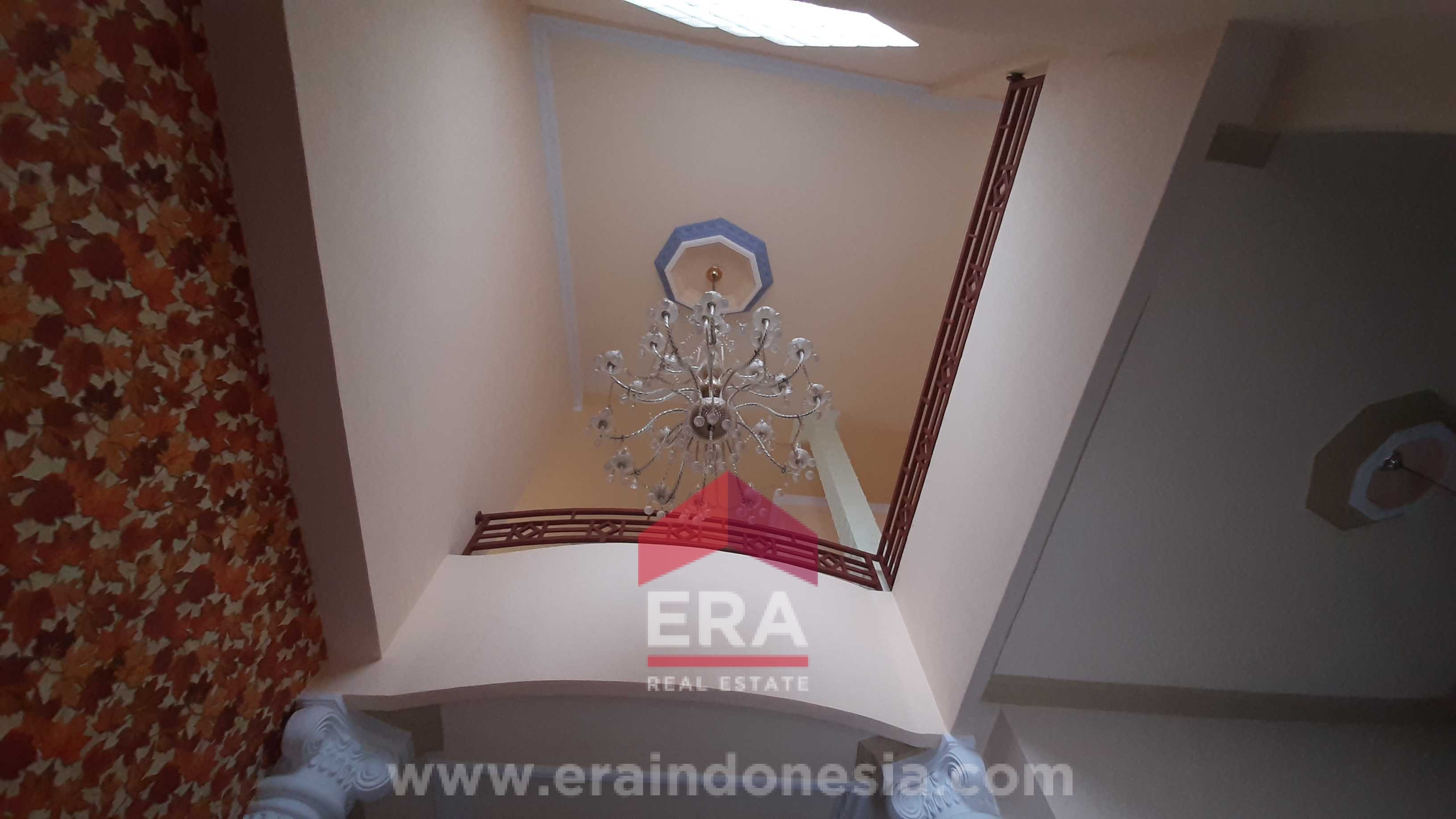 interior 7