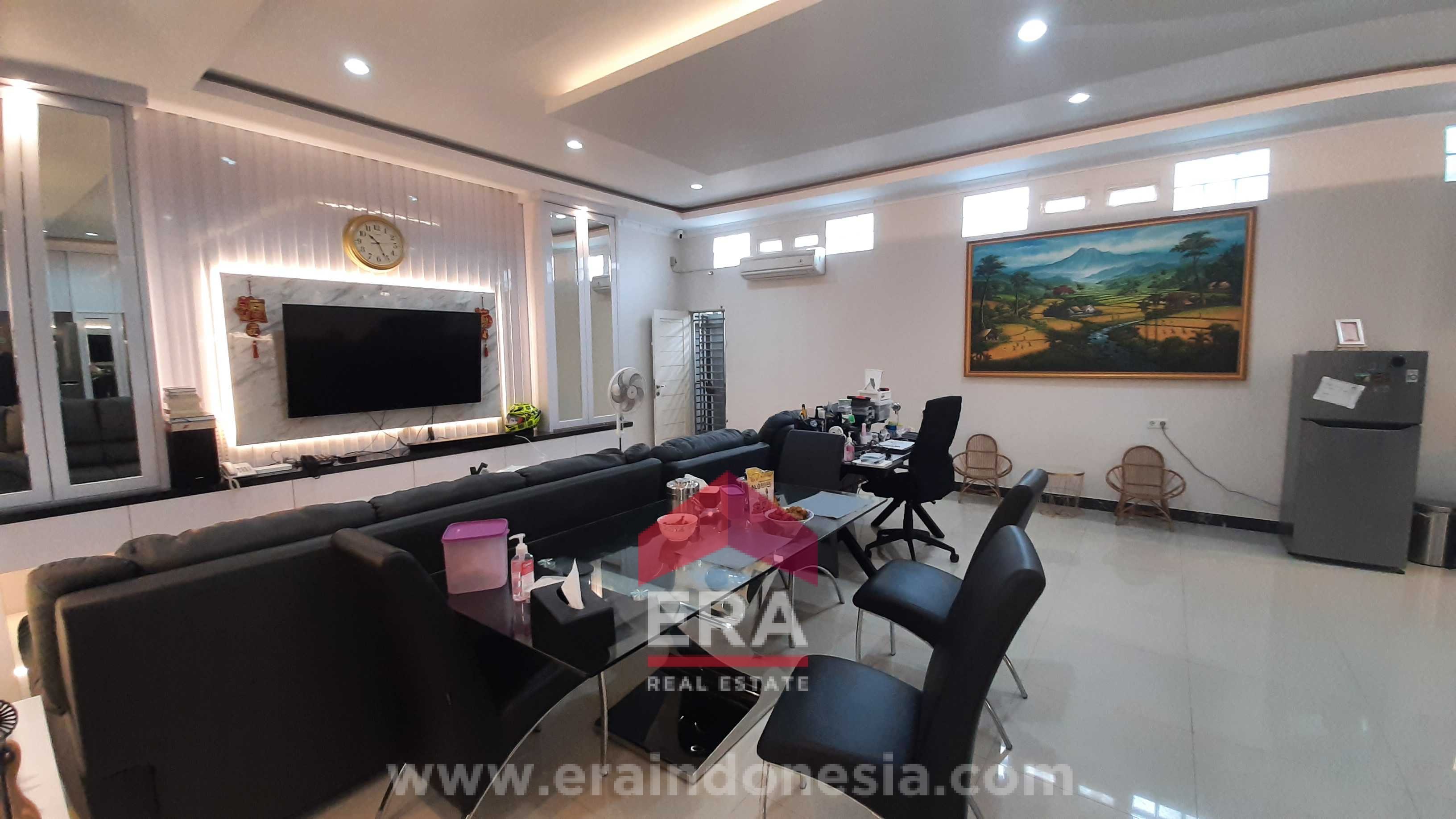 interior 6