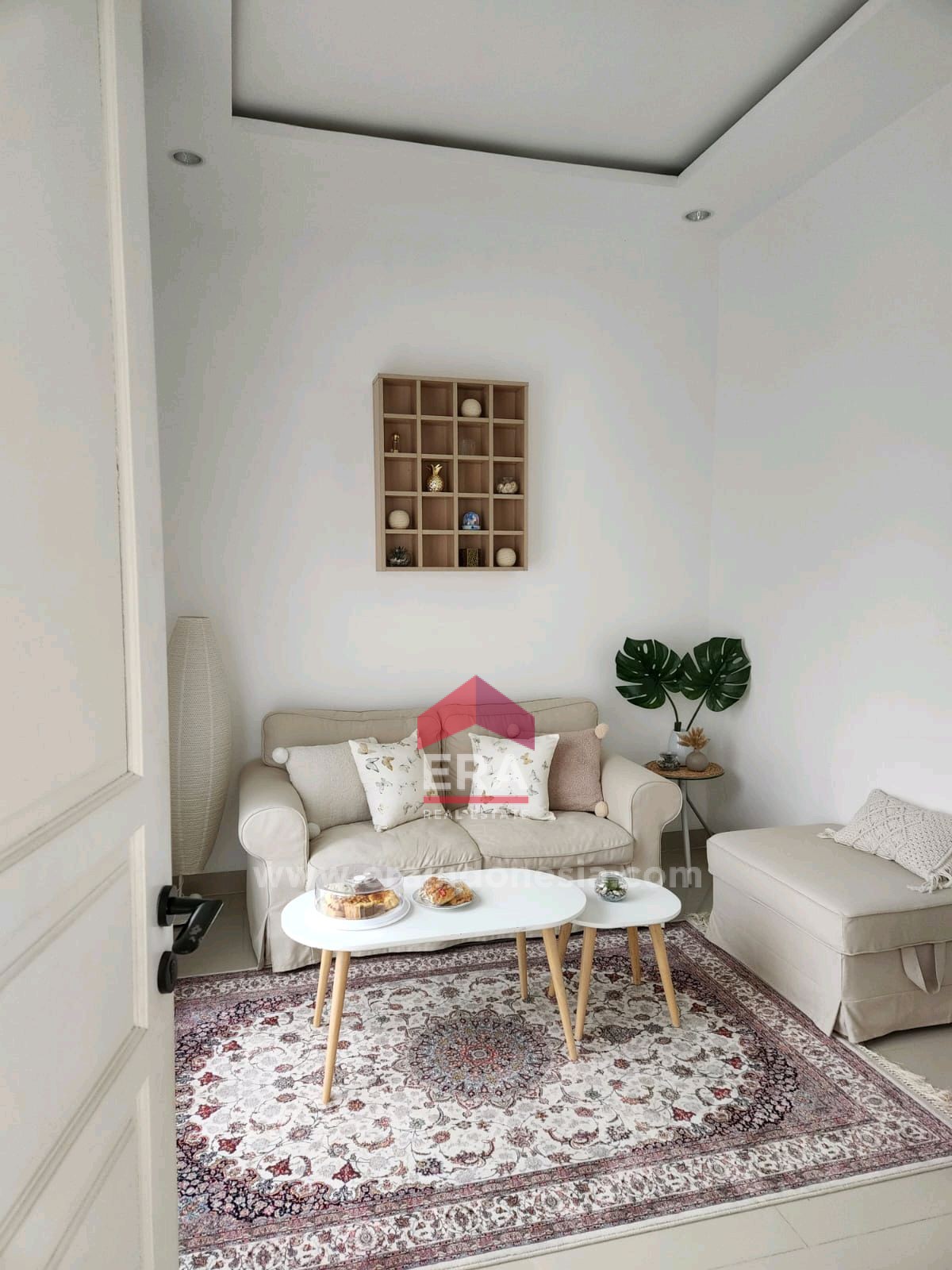 interior 11