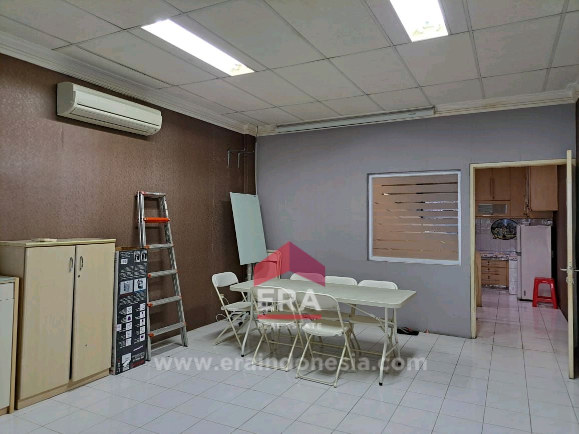 interior 4