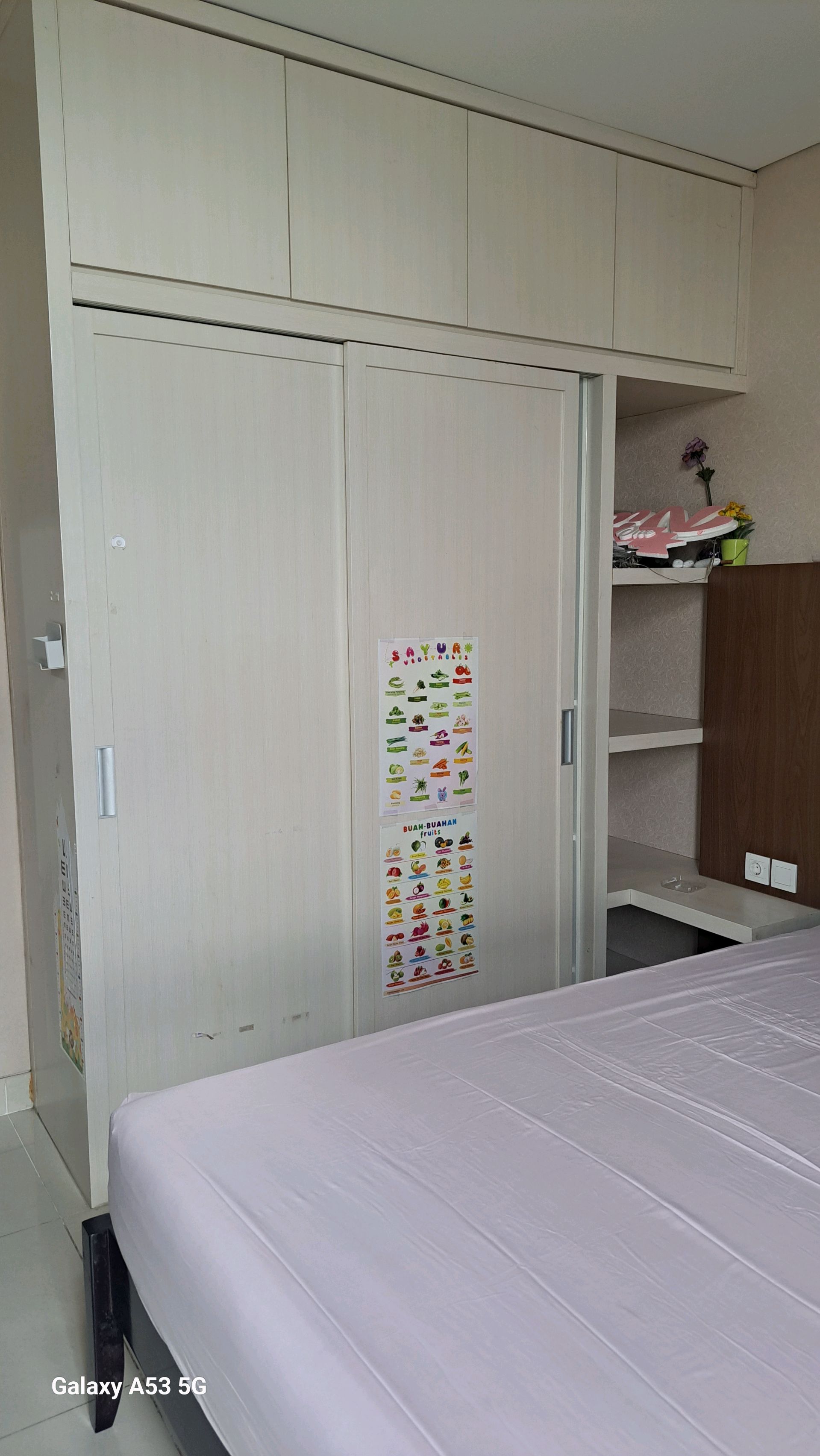 interior 6