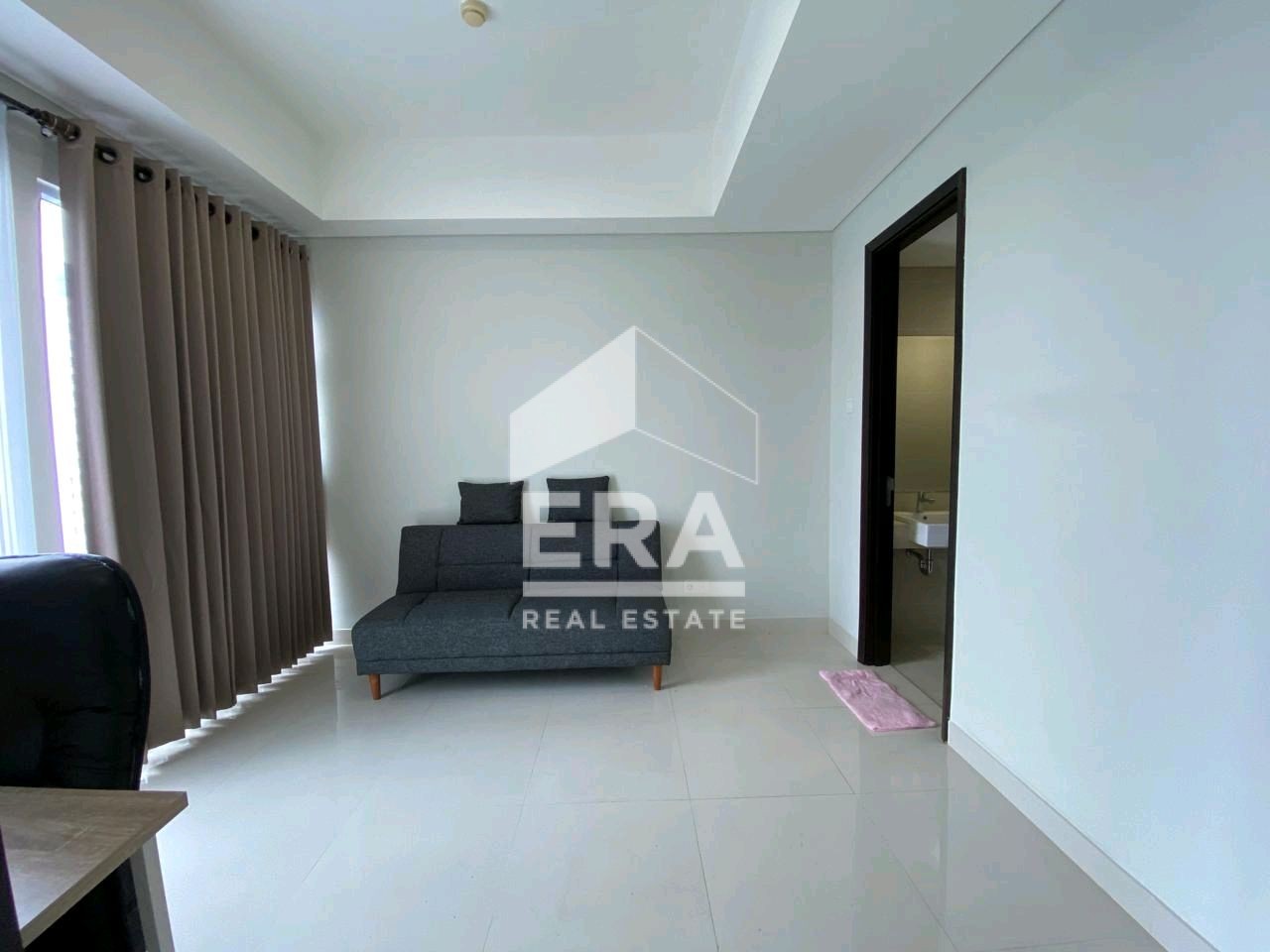 interior 6
