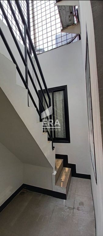 interior 7
