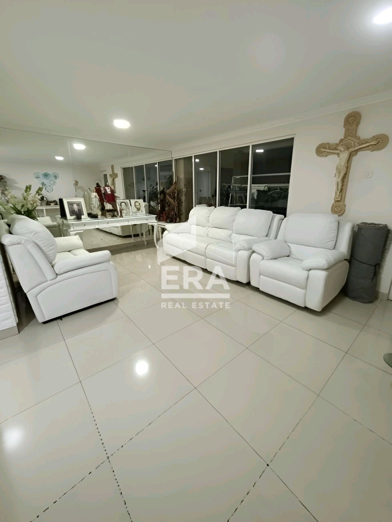 interior 12