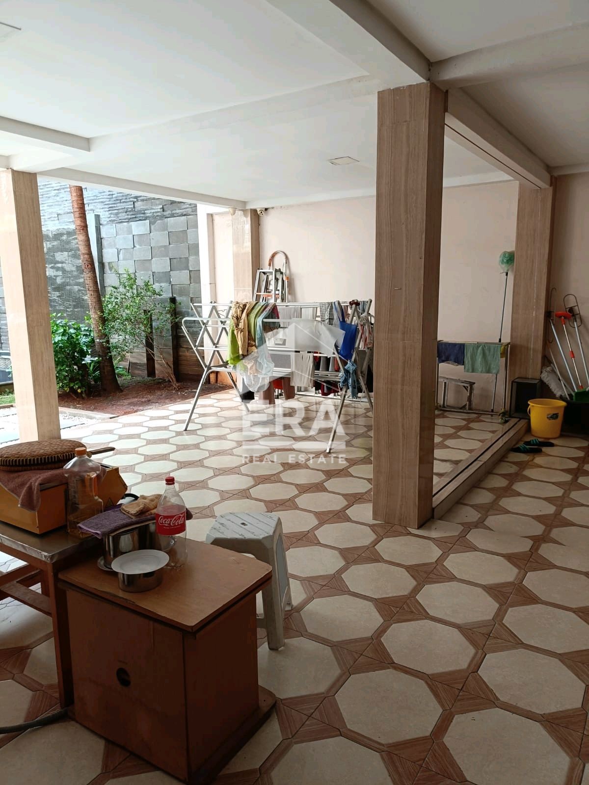 interior 14