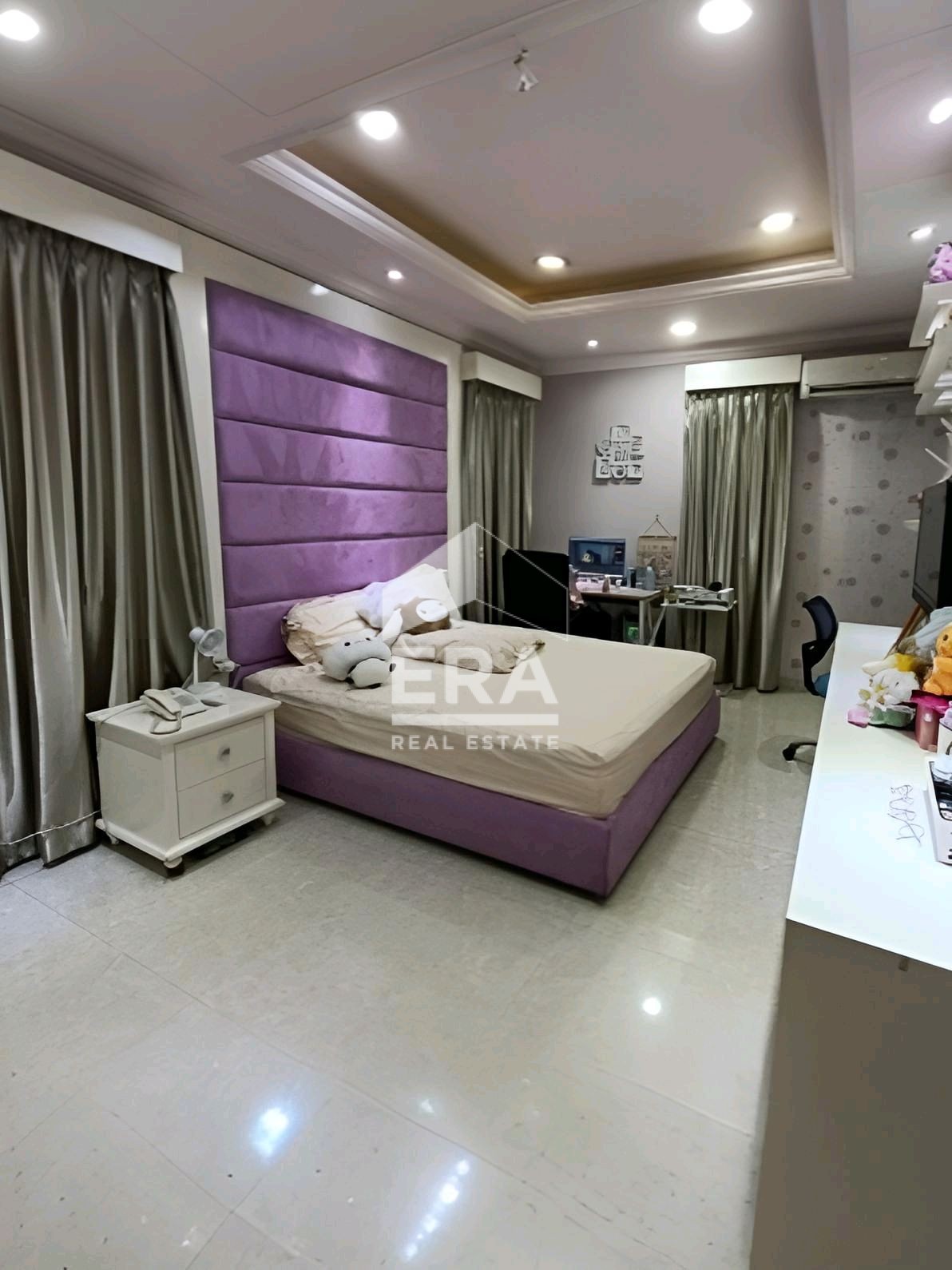 interior 6