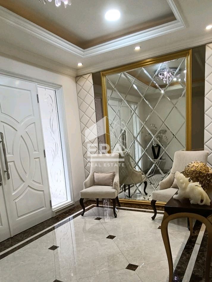 interior 2