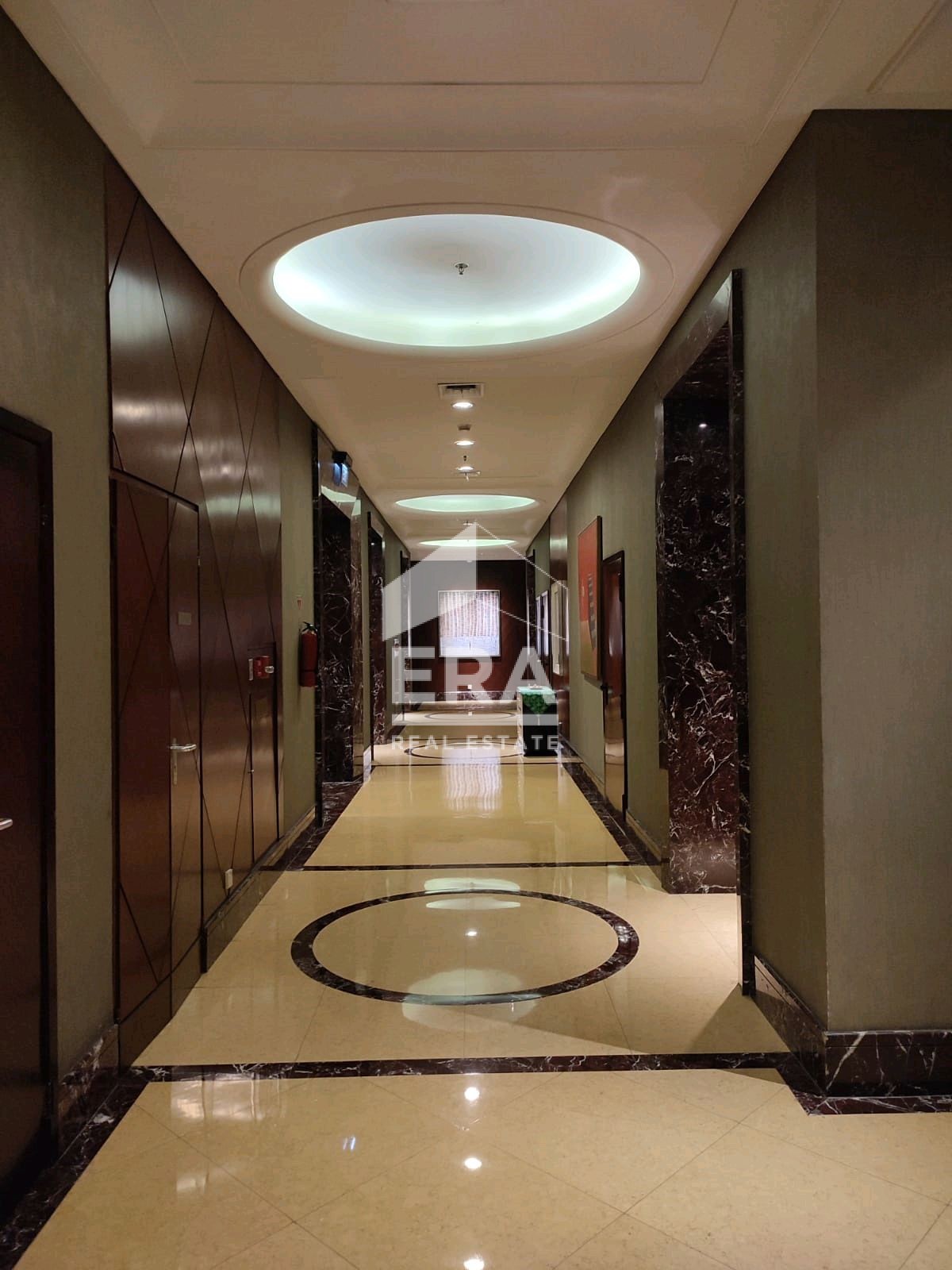 interior 8