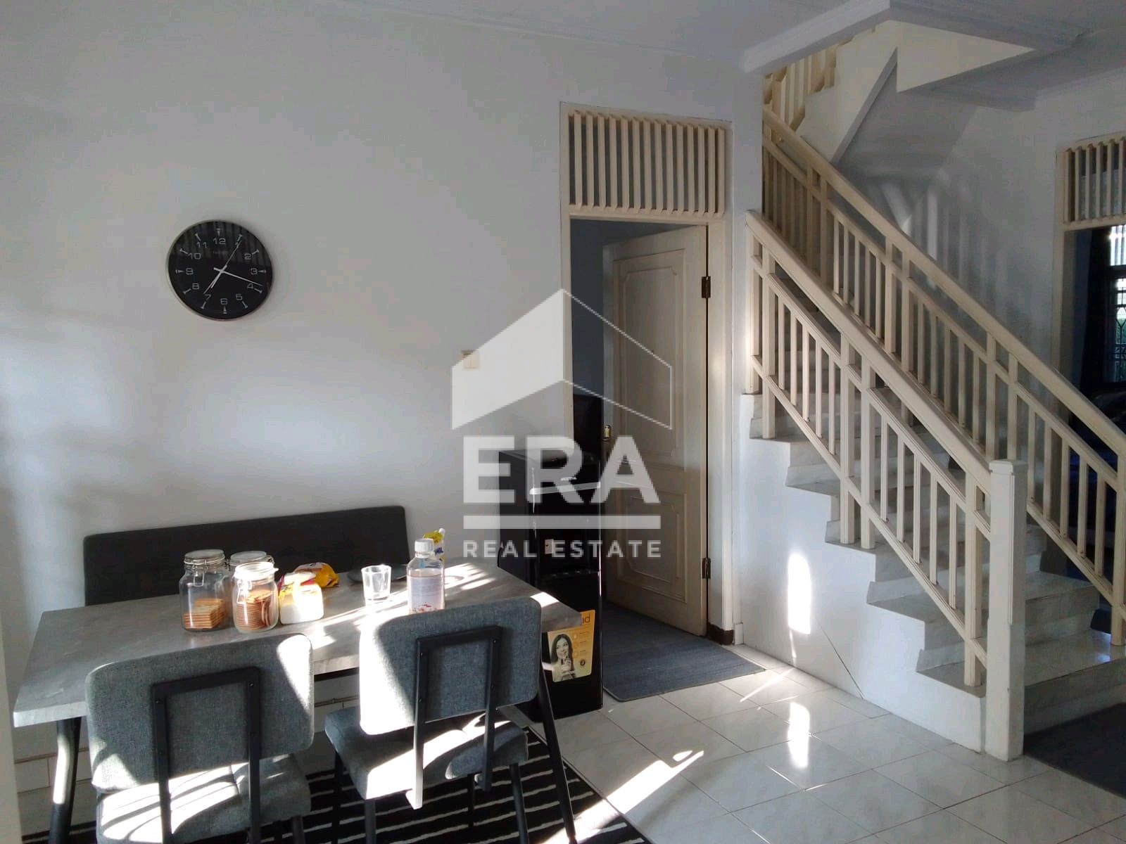 interior 9