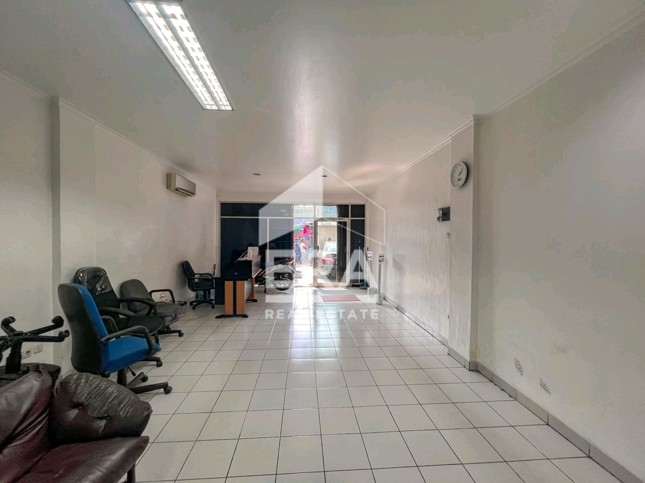 interior 2
