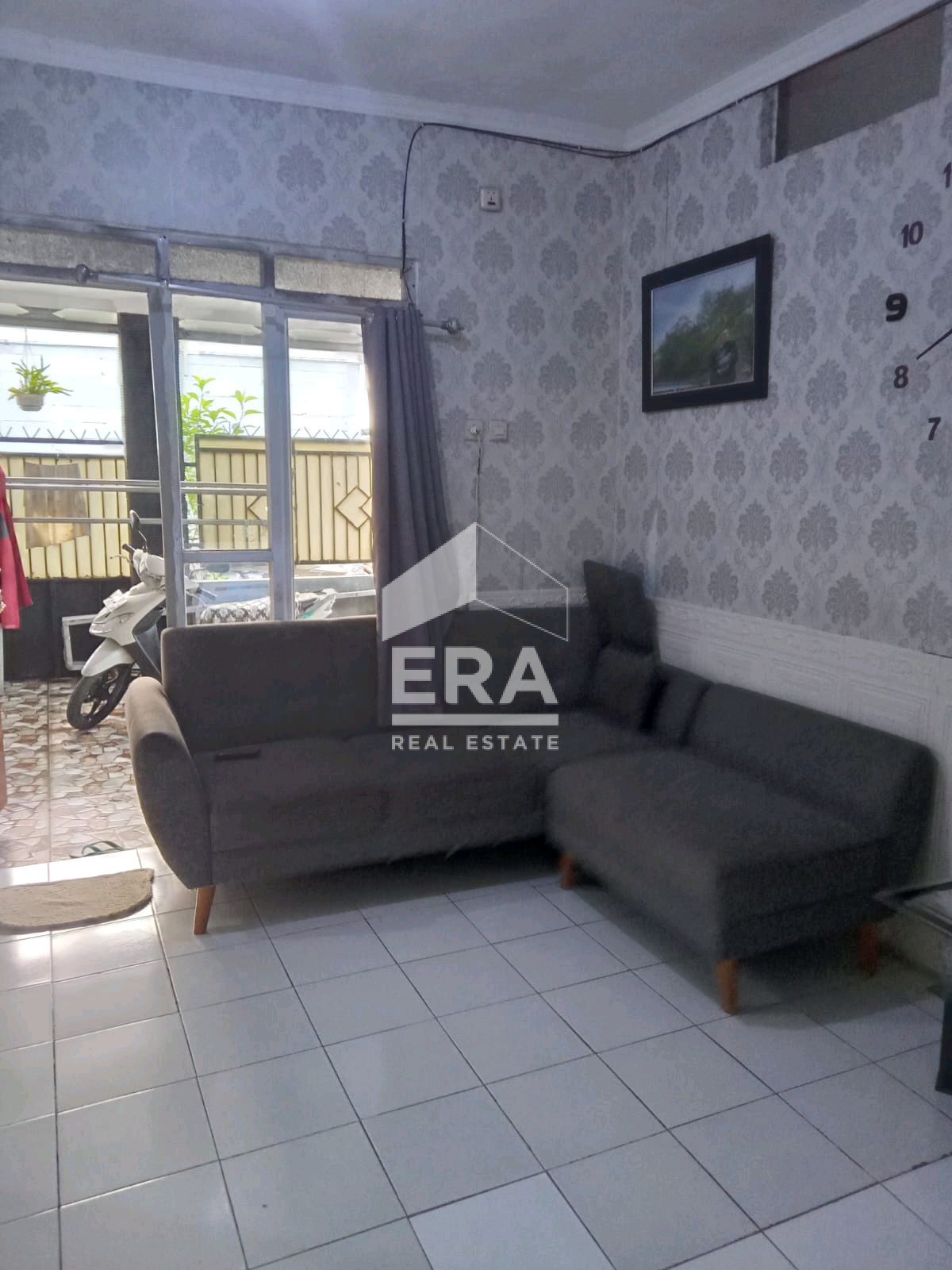 interior 6