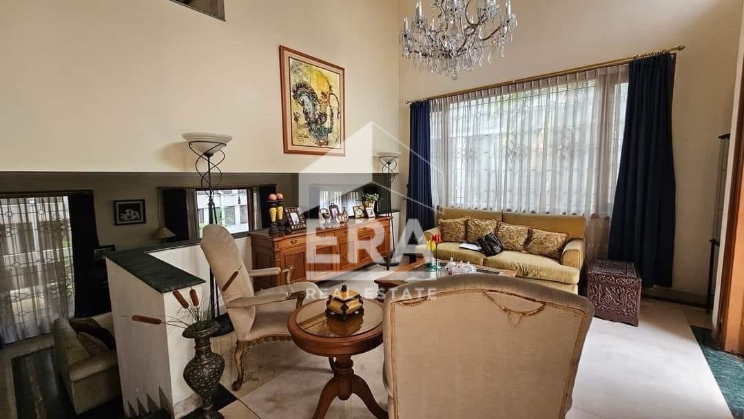 interior 2