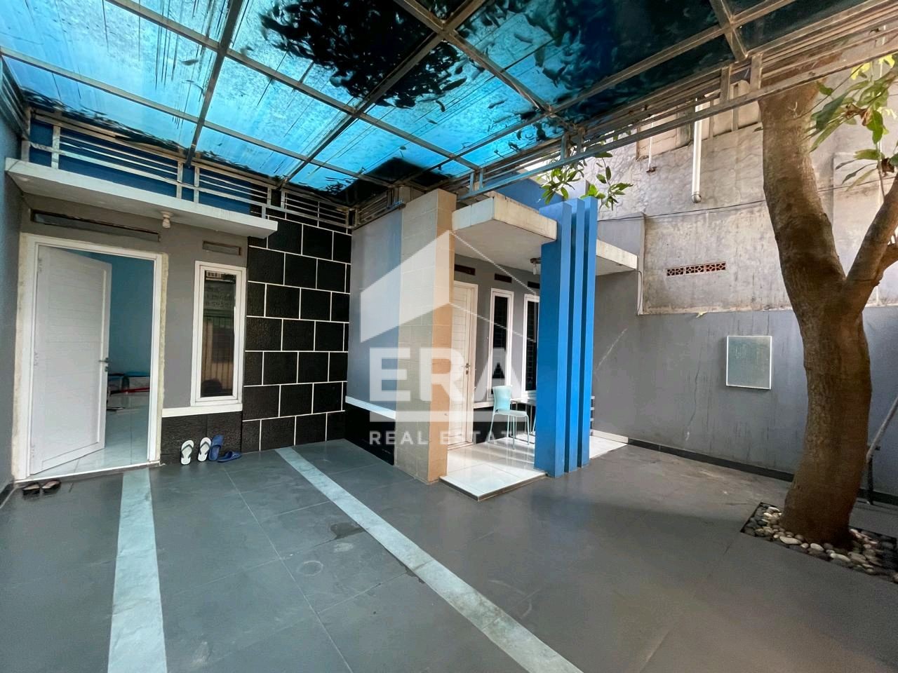 interior 2