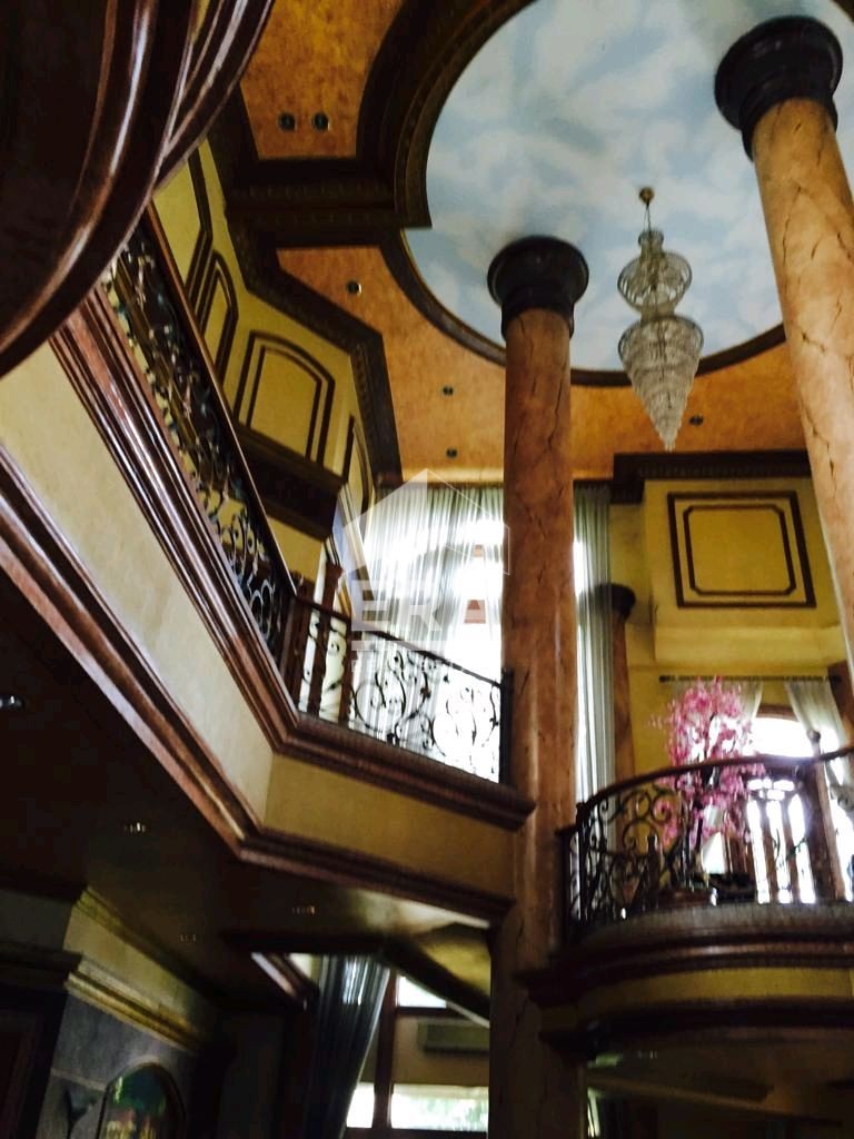interior 3