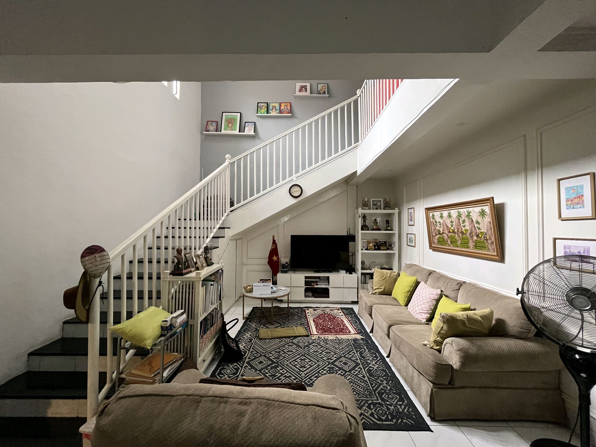 interior 6