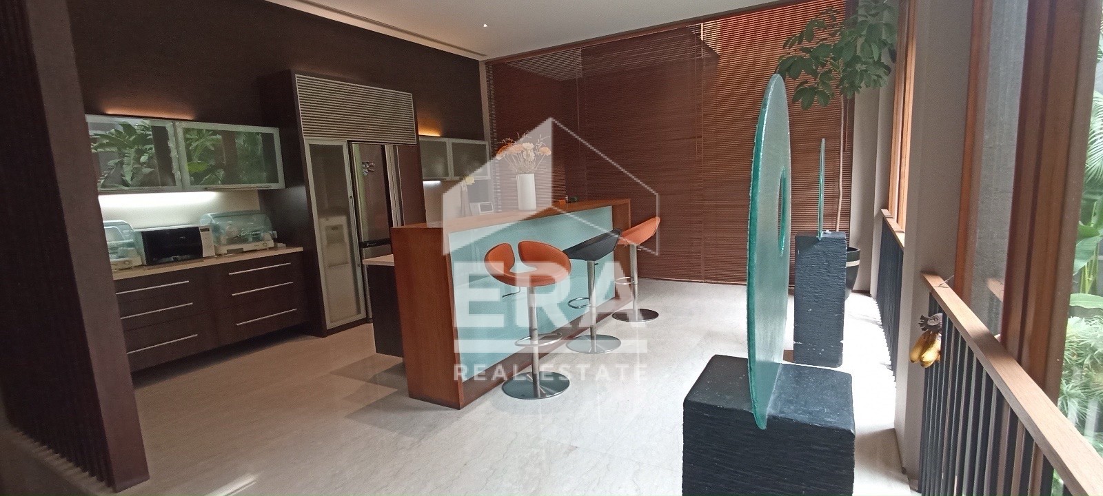 interior 6