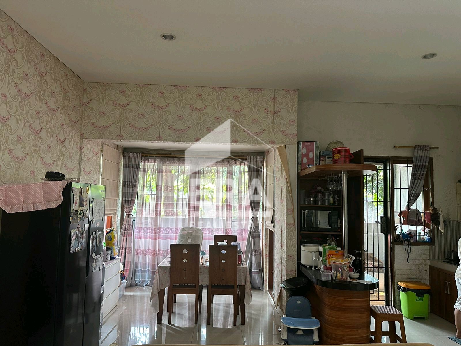 interior 3
