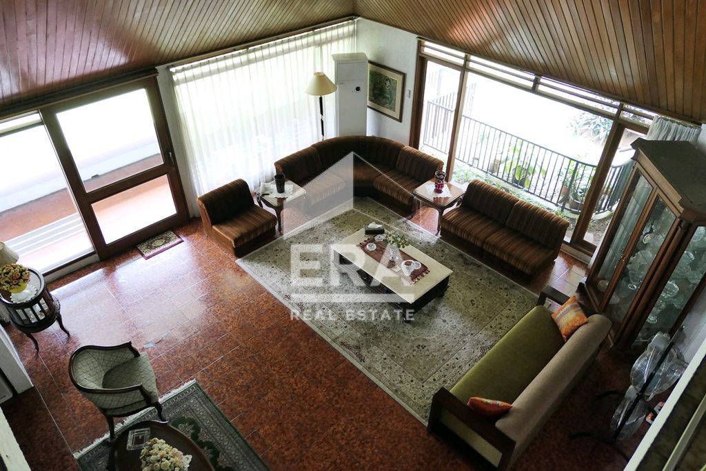interior 4