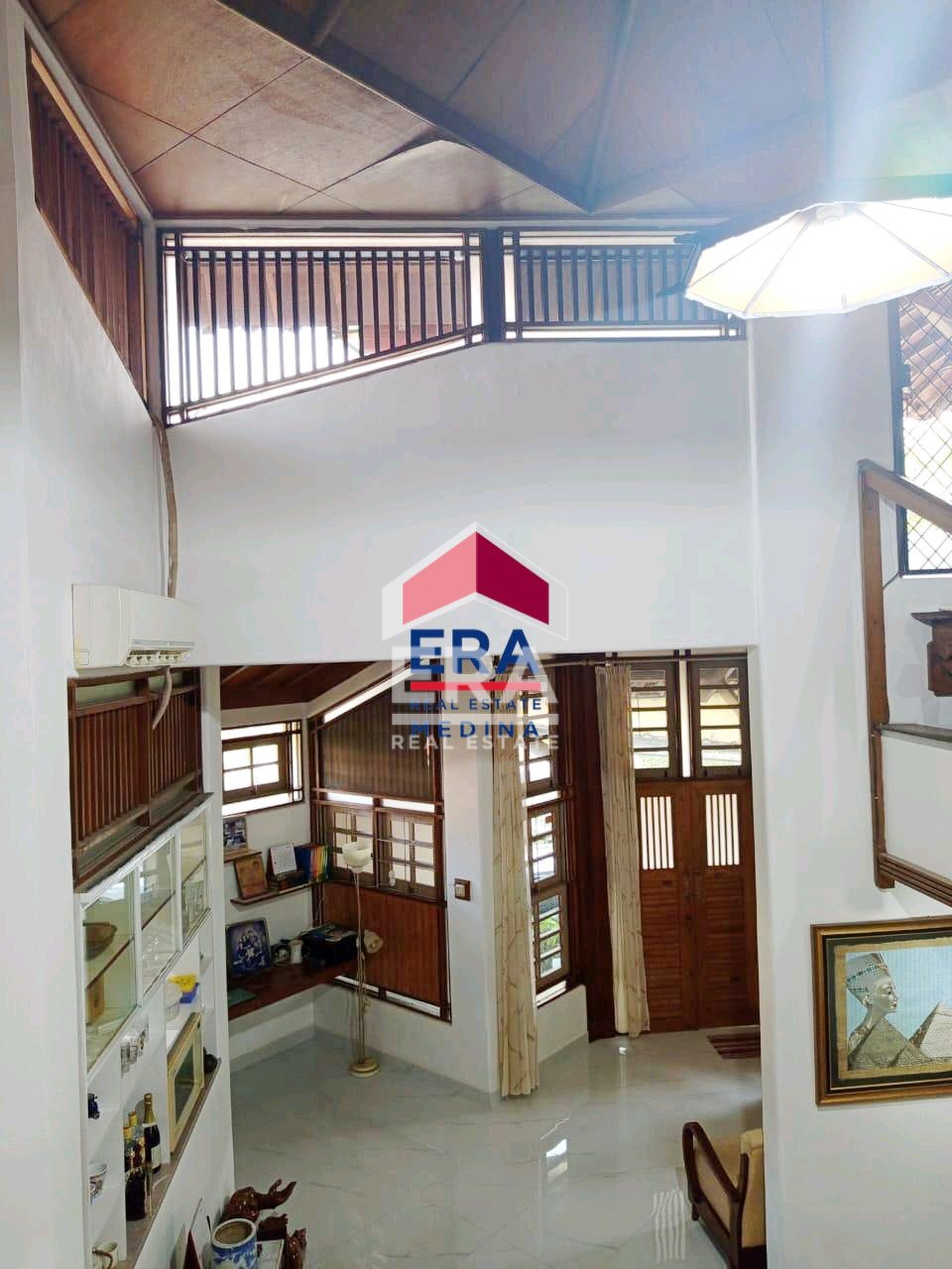 interior 5