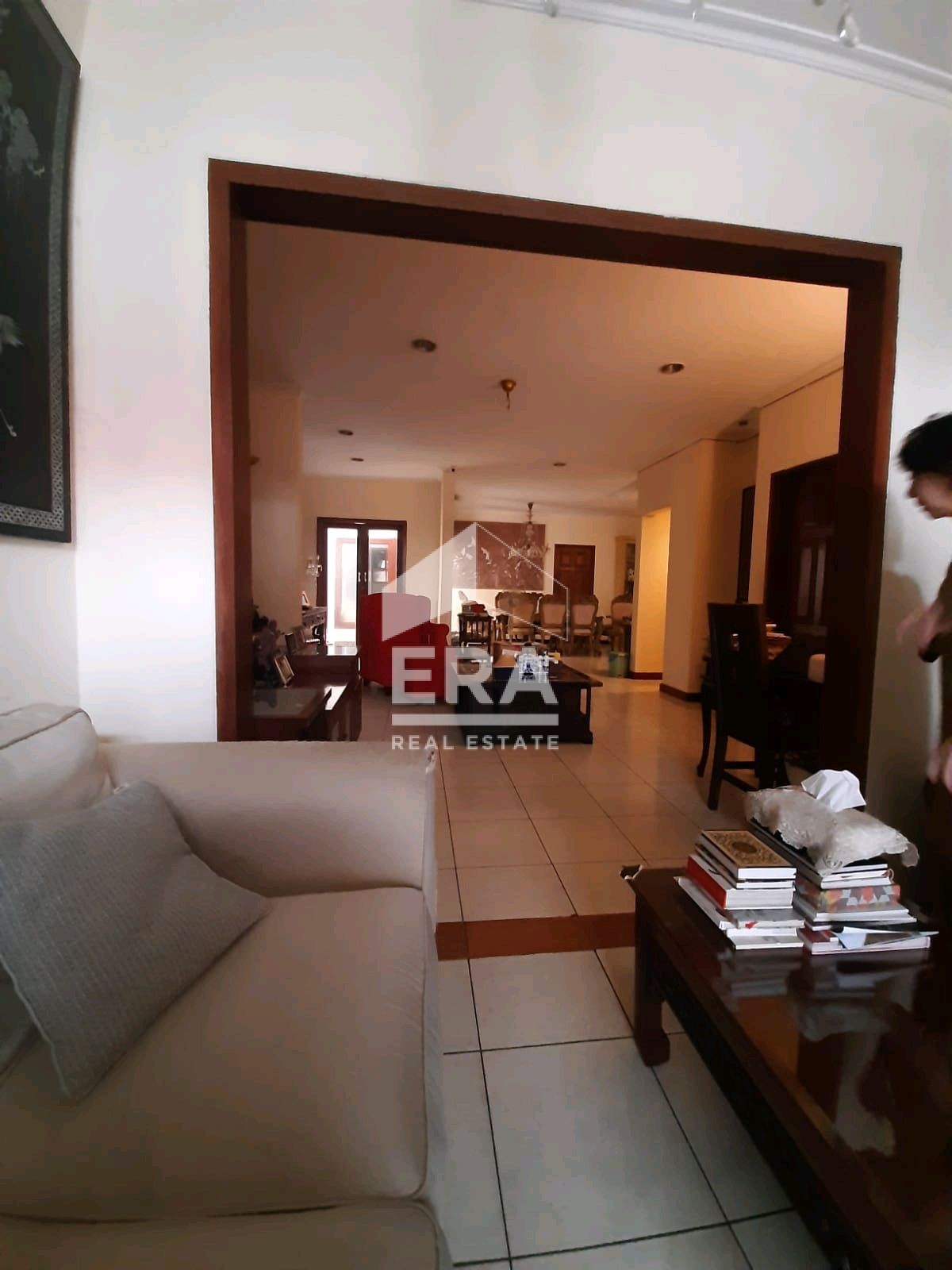 interior 6