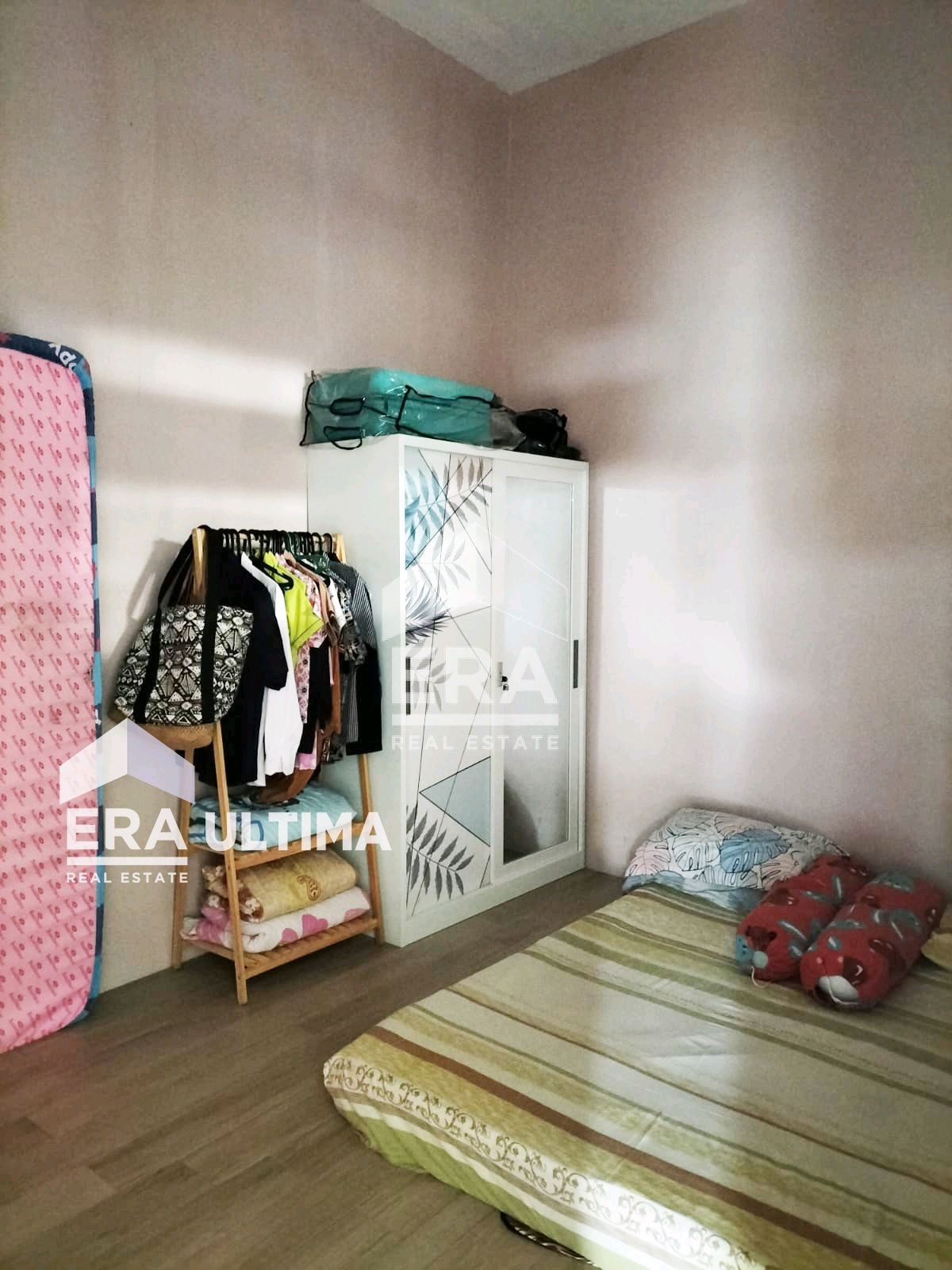 interior 6