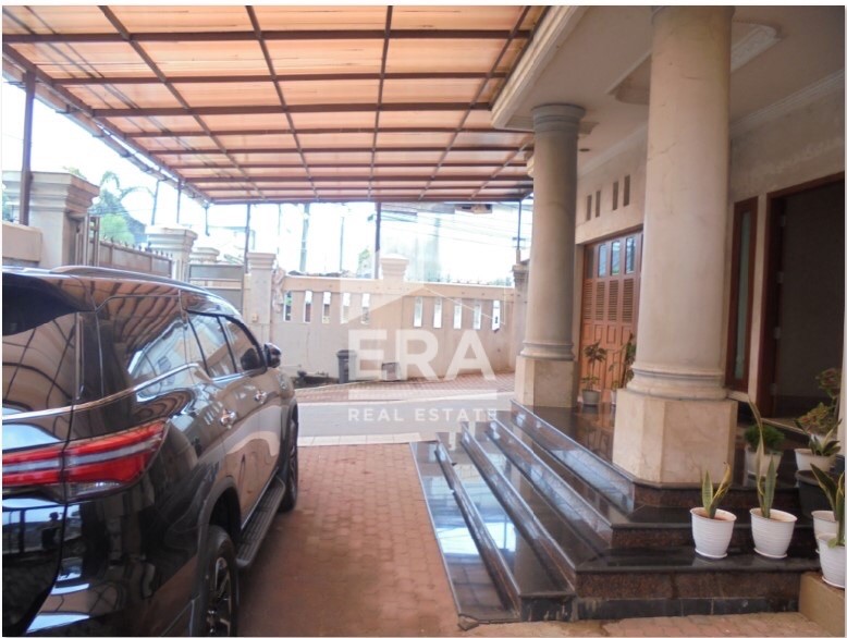 interior 4