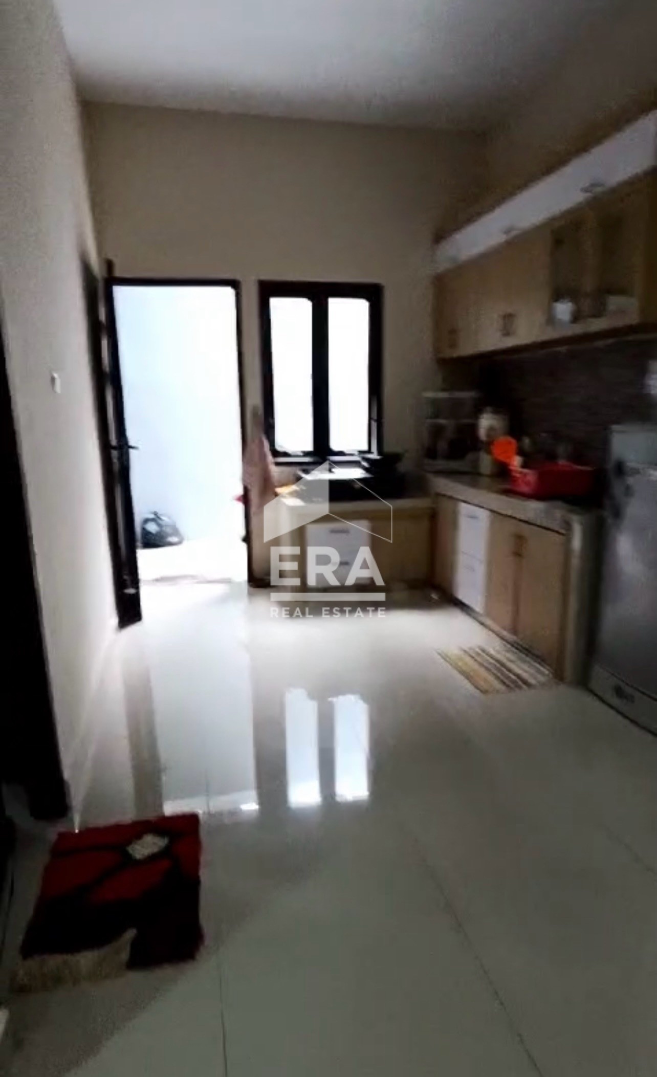 interior 6