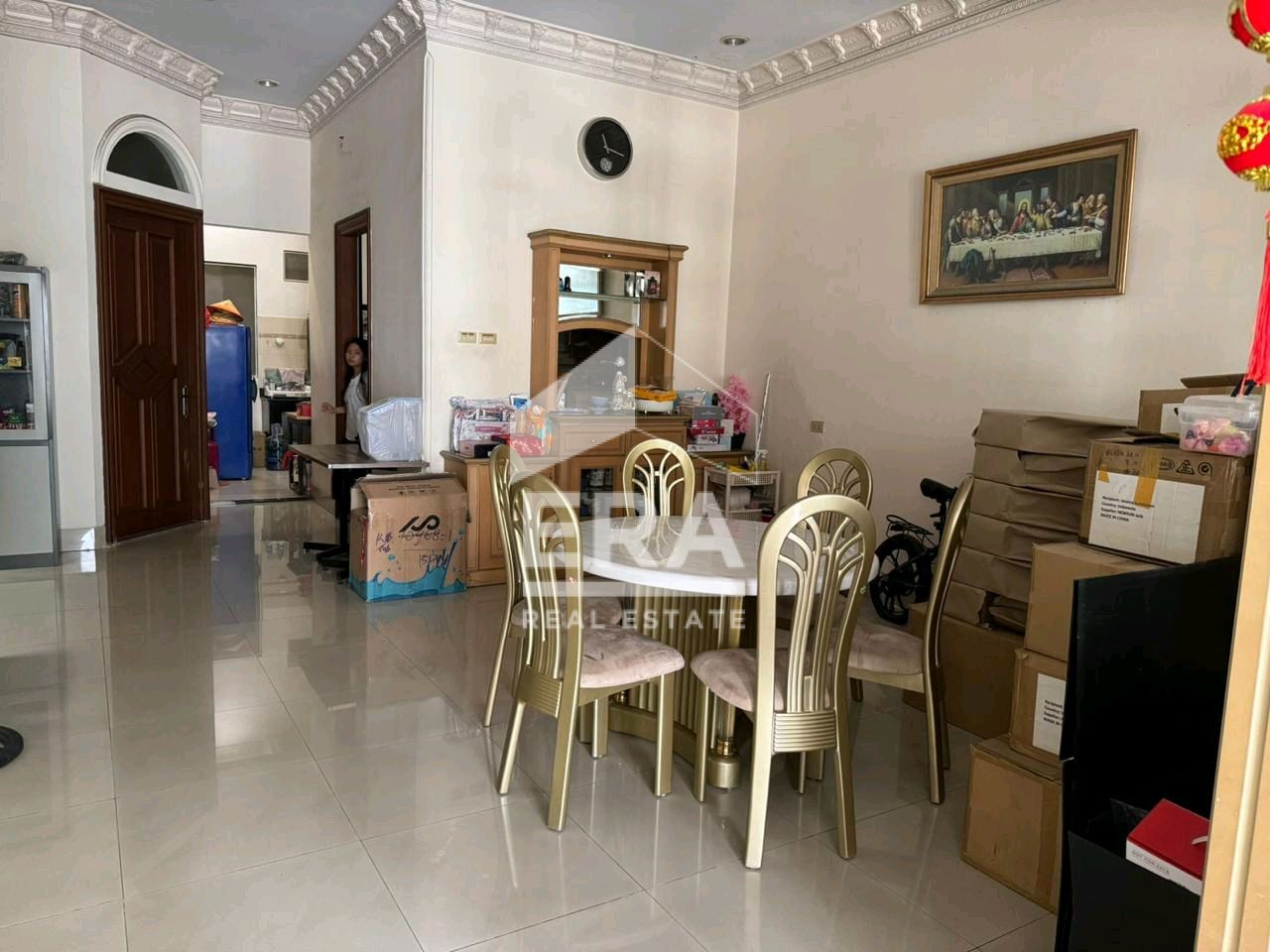 interior 10