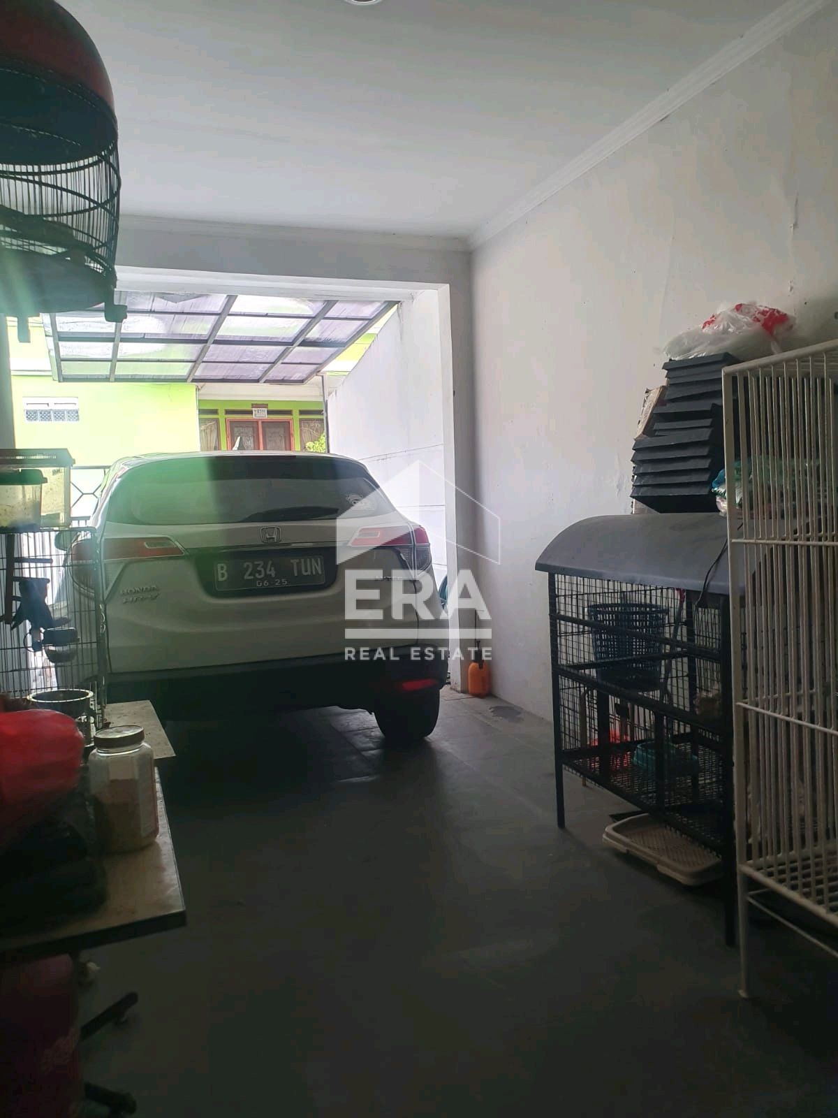 interior 6