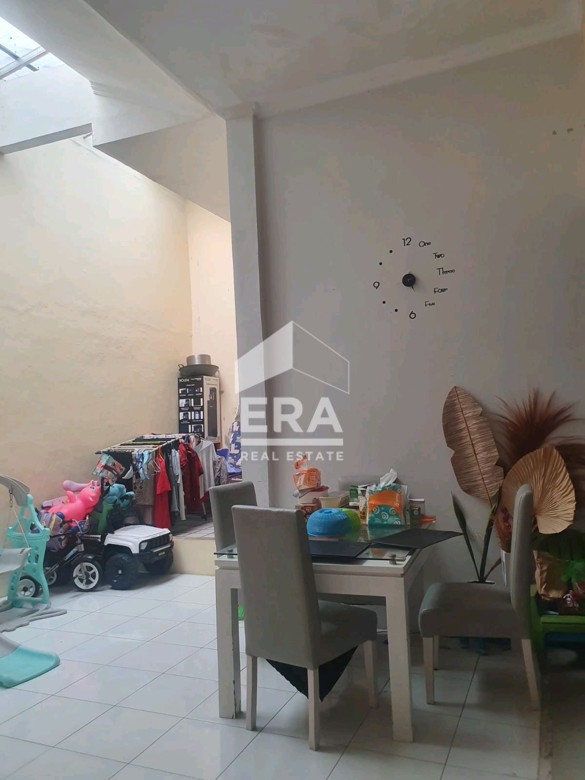 interior 9