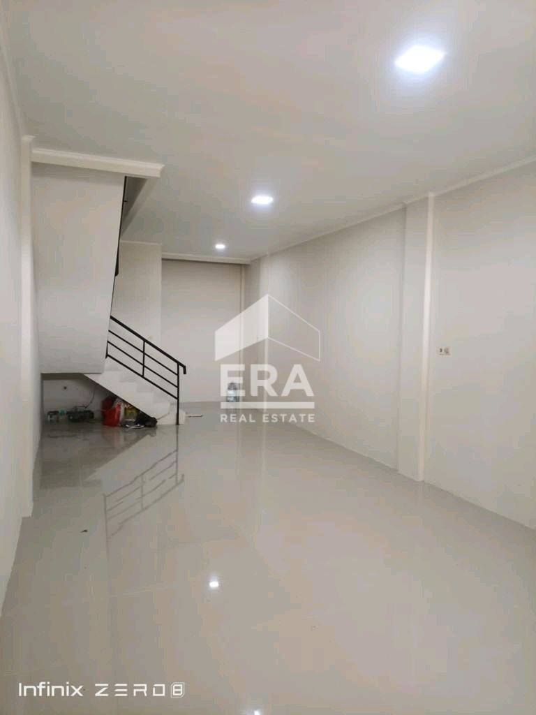 interior 9