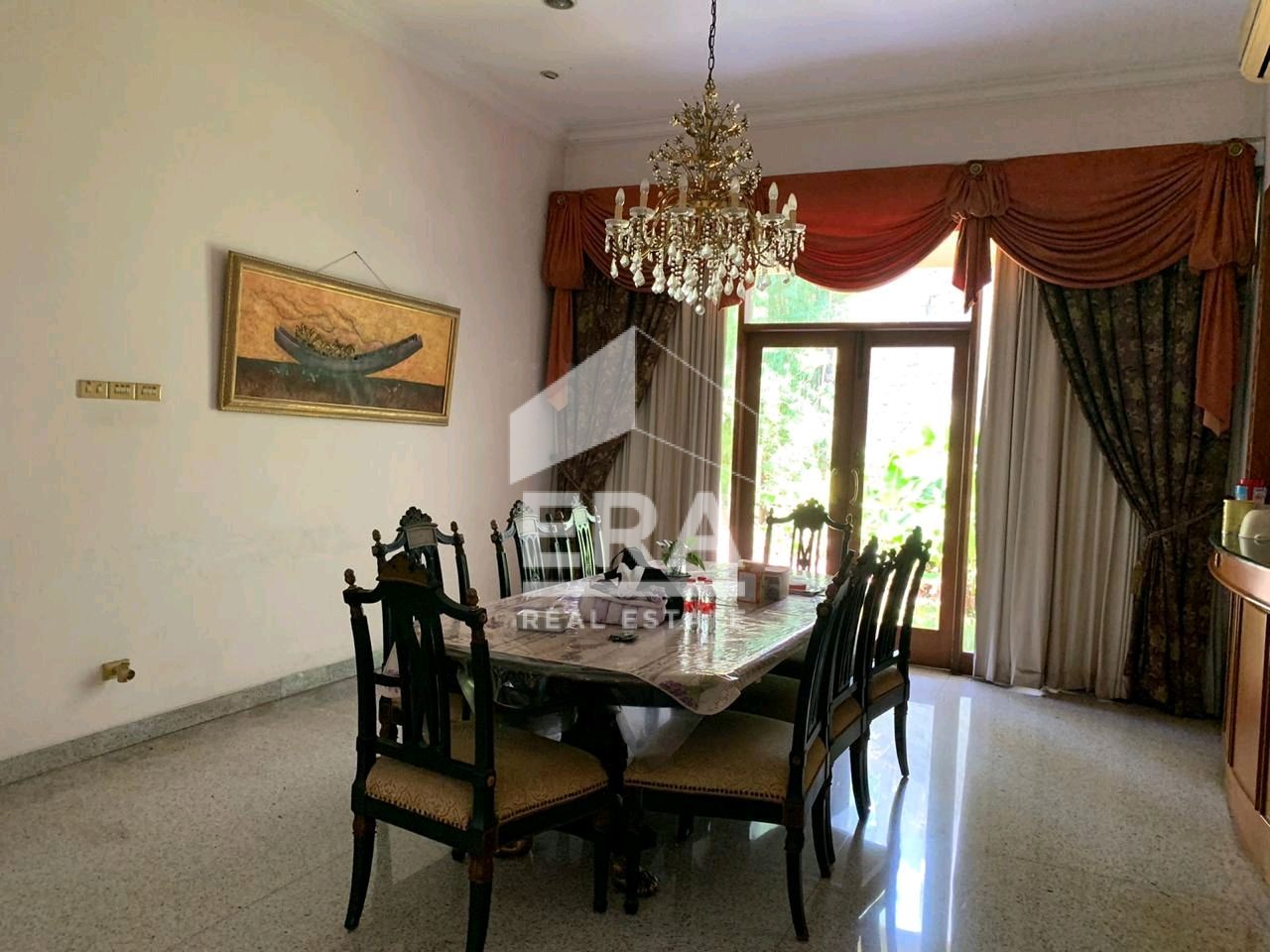 interior 5