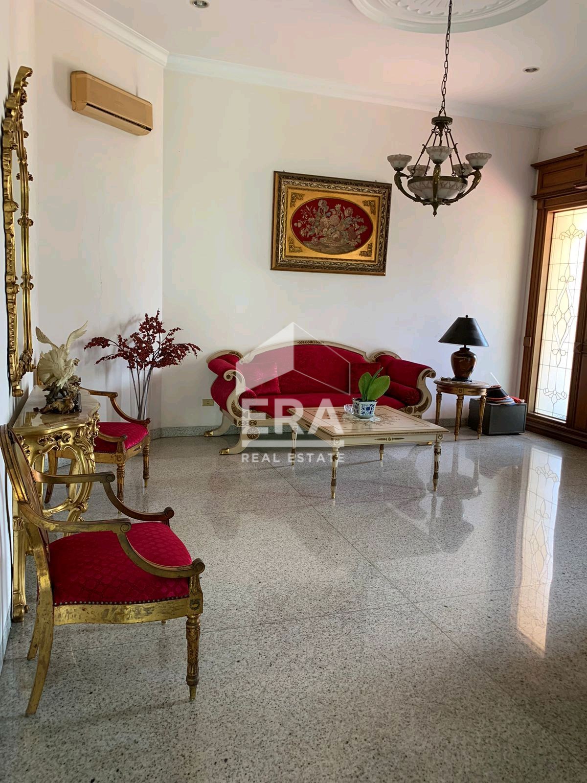 interior 2