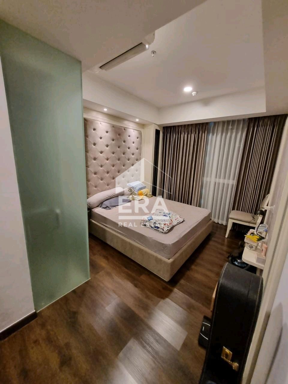 interior 9