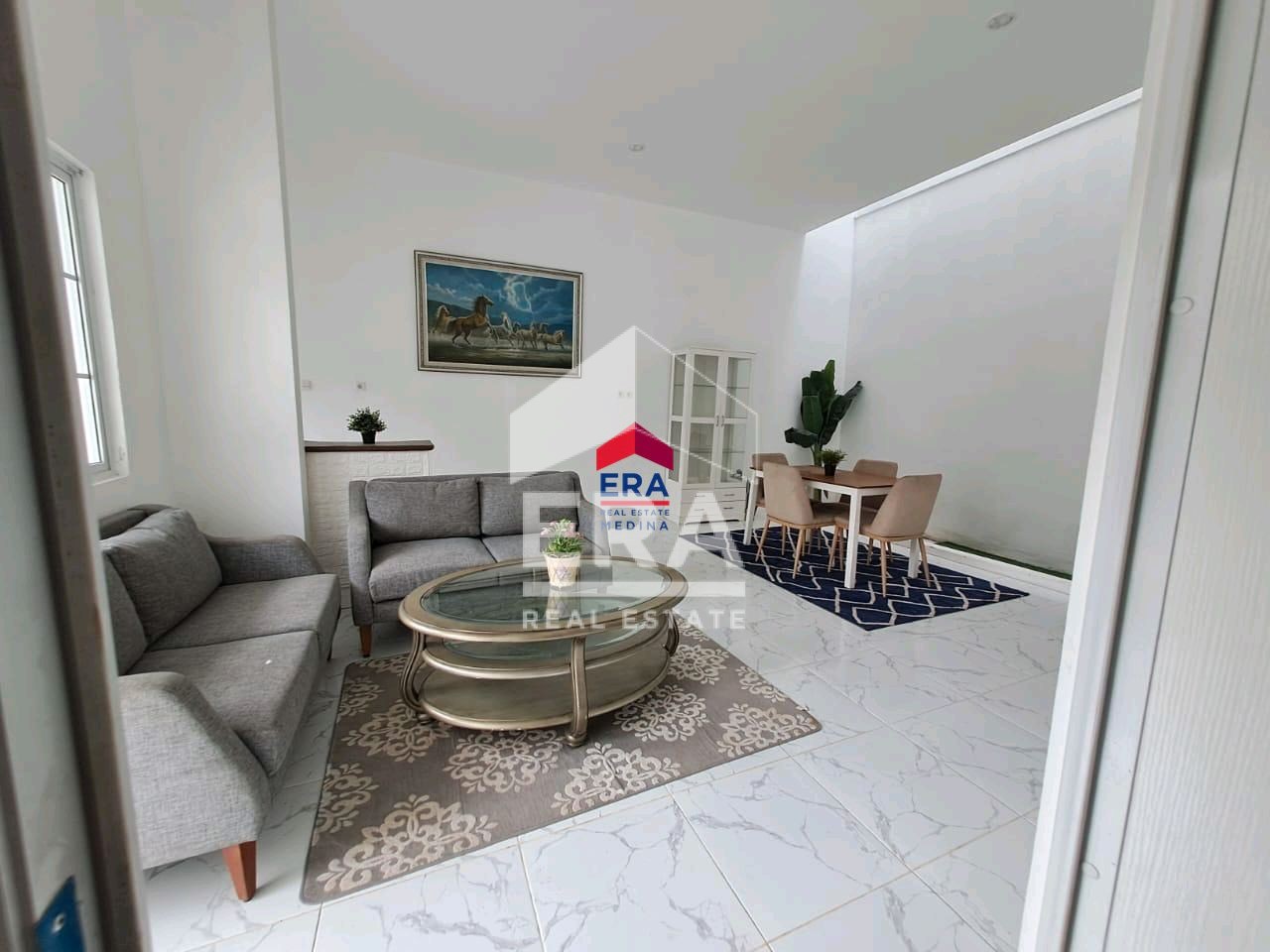 interior 3