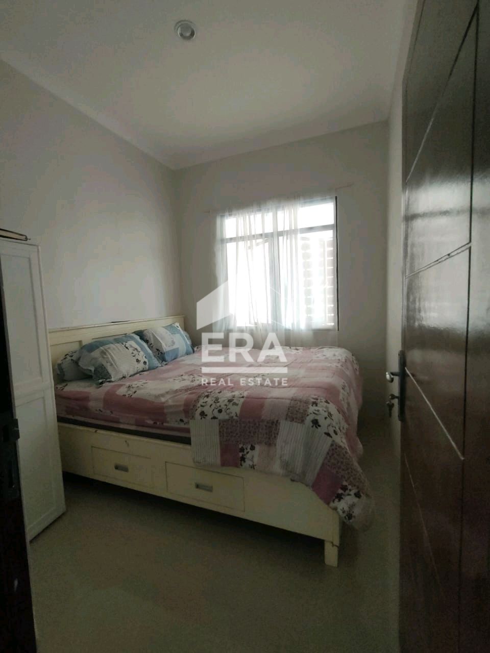 interior 6